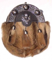 Rabbit Skin, nickel plated brass cantle with Celtic design, Chain sporran belt included.